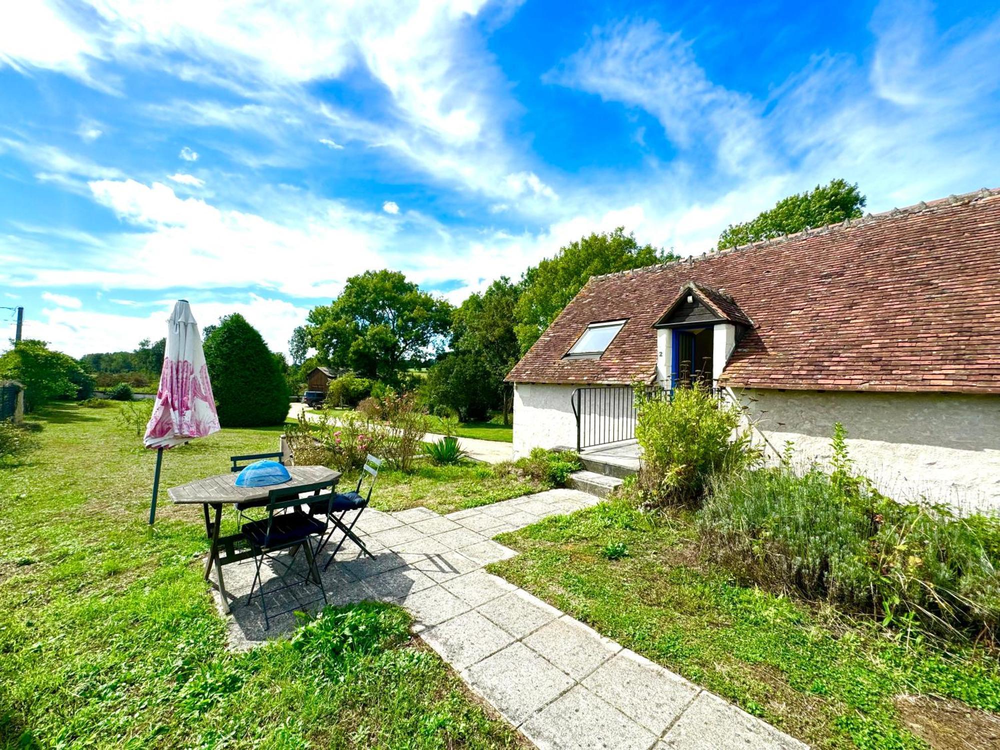 Le Moulin D Olivet Bed & Breakfast Orbigny Exterior photo